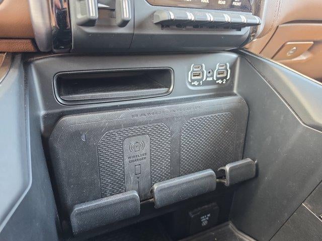 2024 RAM 3500 Longhorn 4x4 Crew Cab 8' Box