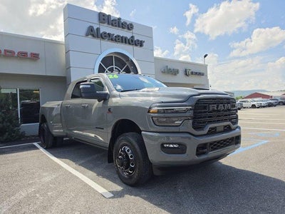 2026 RAM 3500 Laramie 4x4 Mega Cab 6'4" Box