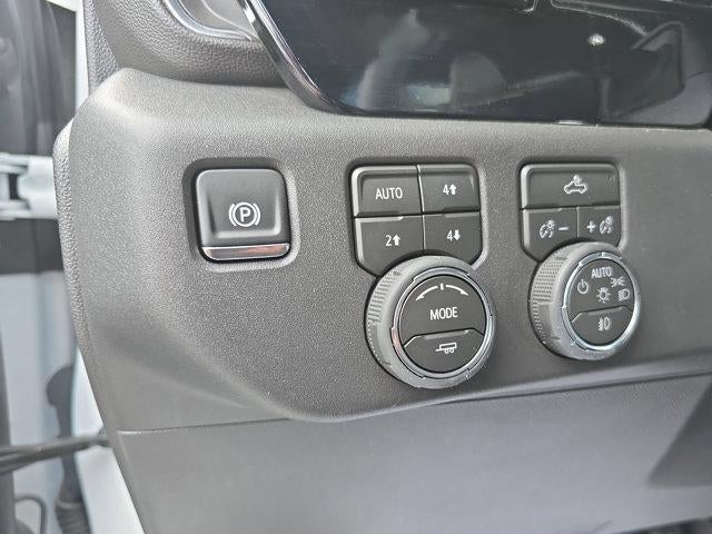 2026 Chevrolet Silverado 1500 Crew Cab Short Box 4-Wheel Drive LT Trail Boss