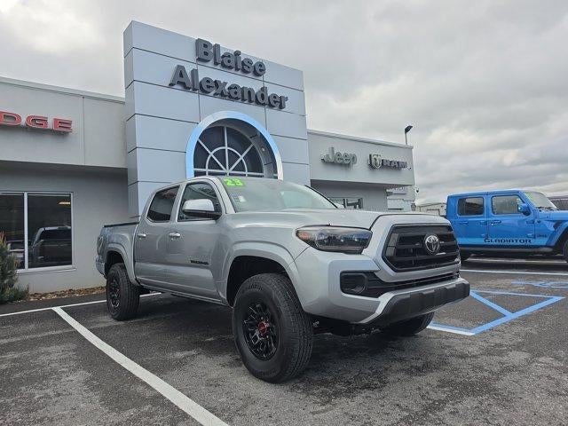 2023 Toyota Tacoma 4WD 4WD SR Double Cab 5' Bed V6 AT (GS)