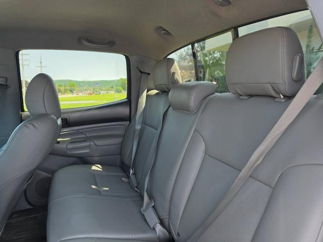 2014 Toyota Tacoma 4WD Double Cab Short Bed V6 Automatic (Natl)