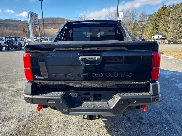 2025 Toyota Tacoma 4WD 4WD Trailhunter Hybrid Double Cab 5' Bed AT (Natl)