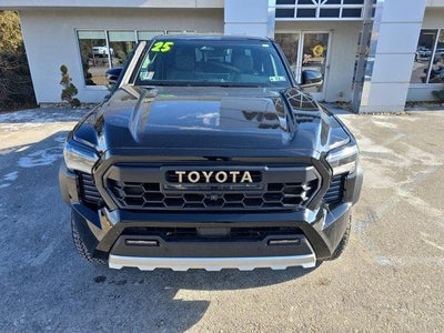 2025 Toyota Tacoma 4WD 4WD Trailhunter Hybrid Double Cab 5' Bed AT (Natl)