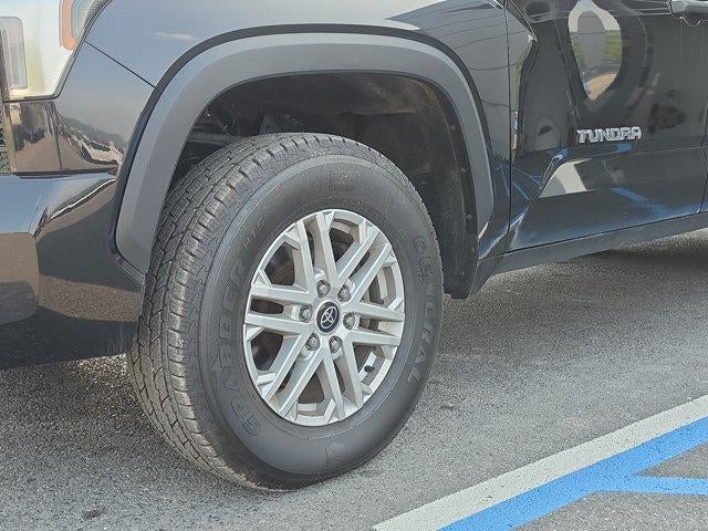 2023 Toyota Tundra 4WD 4WD SR5 CrewMax 5.5' Bed (SE)