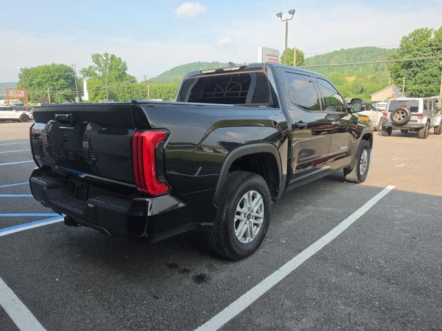 2023 Toyota Tundra 4WD 4WD SR5 CrewMax 5.5' Bed (SE)