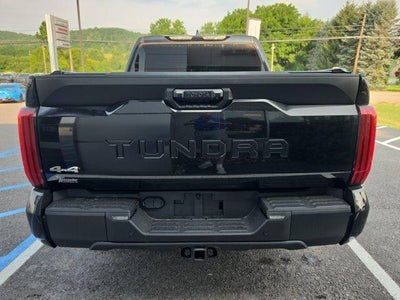 2023 Toyota Tundra 4WD 4WD SR5 CrewMax 5.5' Bed (SE)