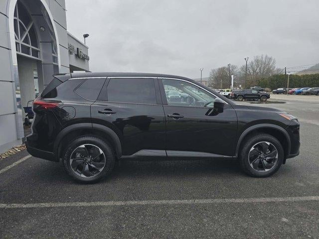 2024 Nissan Rogue AWD SV