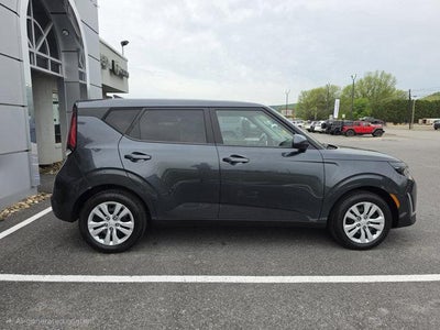 2023 Kia Soul LX IVT