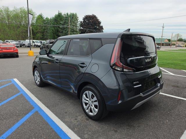 2023 Kia Soul LX IVT