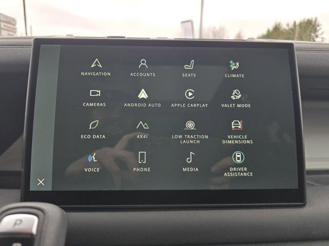 2025 Land Rover Defender 110 P300 S