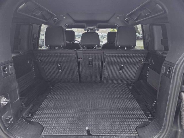 2025 Land Rover Defender 110 P300 S