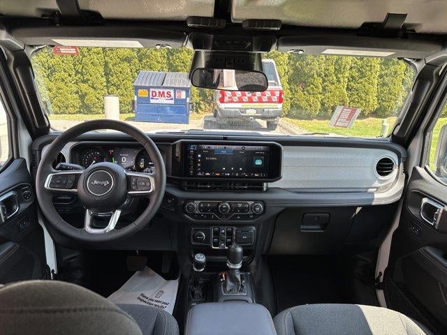 2025 Jeep Wrangler 4xe Sahara 4x4