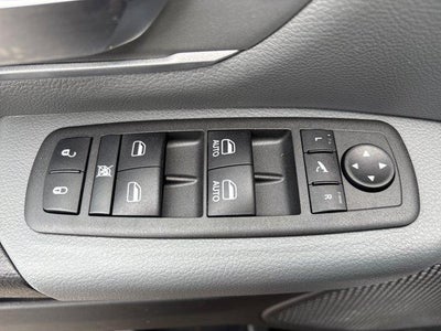 2022 RAM 1500 Big Horn 4x4 Crew Cab 5'7" Box