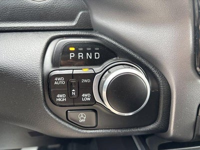 2022 RAM 1500 Big Horn 4x4 Crew Cab 5'7" Box