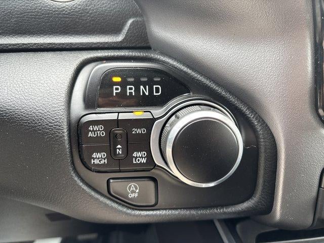 2022 RAM 1500 Big Horn 4x4 Crew Cab 5'7" Box