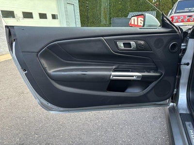 2024 Ford Mustang GT Premium Fastback