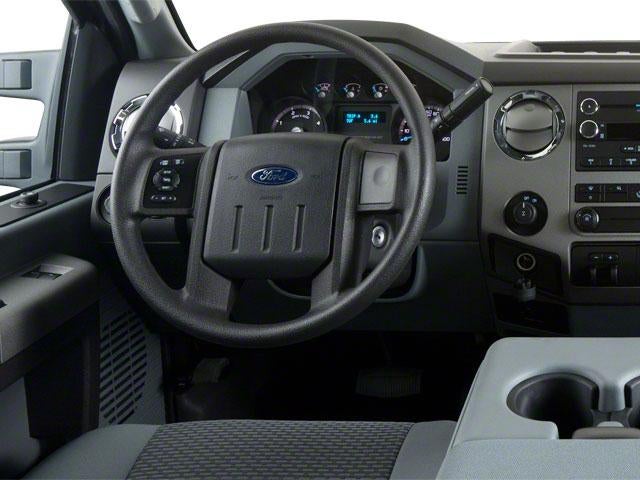 2013 Ford Super Duty F-350 SRW 4WD SuperCab 8 Ft Box XL