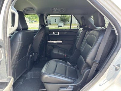 2022 Ford Explorer XLT 4WD