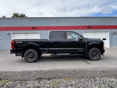 2024 Ford Super Duty F-250 SRW LARIAT 4WD Crew Cab 6.75' Box
