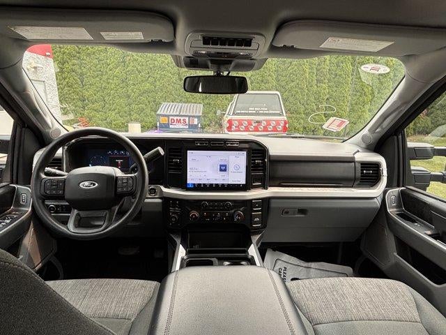 2024 Ford Super Duty F-250 SRW XLT 4WD Crew Cab 6.75' Box