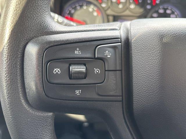 2022 Chevrolet Silverado 1500 Crew Cab Short Box 4-Wheel Drive Custom