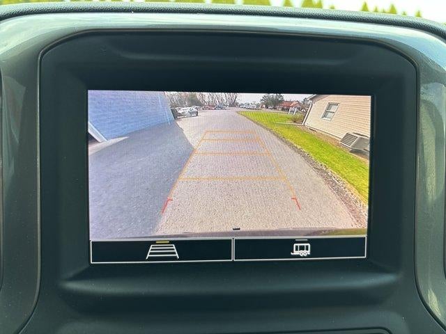 2022 Chevrolet Silverado 1500 Crew Cab Short Box 4-Wheel Drive Custom