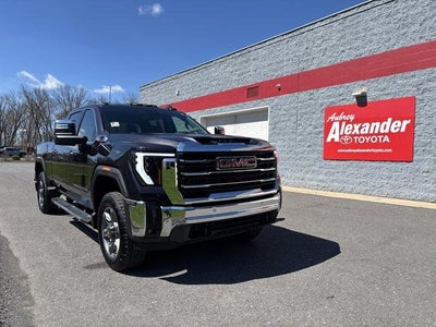 2026 GMC Sierra 2500 HD Crew Cab Standard Box 4-Wheel Drive SLT