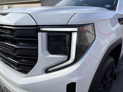 2025 GMC Sierra 1500 Crew Cab Short Box 4-Wheel Drive Elevation 3SB