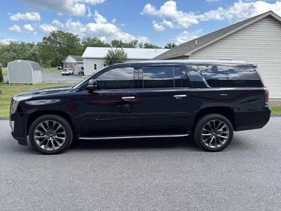 2019 Cadillac Escalade ESV 4WD Luxury