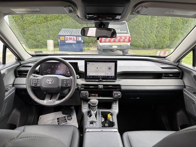 2026 Toyota RAV4 XLE Premium AWD (Natl)