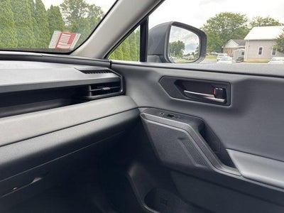 2026 Toyota RAV4 XLE Premium AWD (Natl)