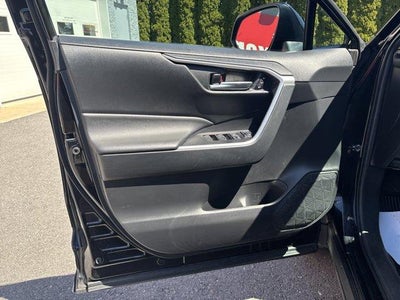 2023 Toyota RAV4 XLE Premium AWD (Natl)