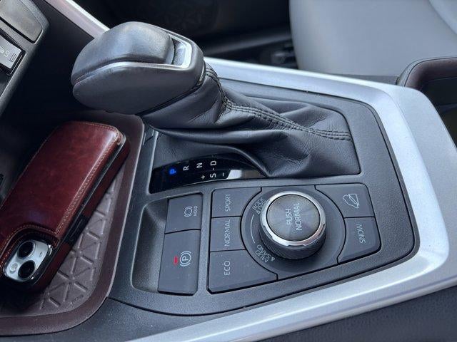 2019 Toyota RAV4 Limited AWD (GS)