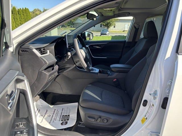2025 Toyota RAV4 XLE AWD (Natl)
