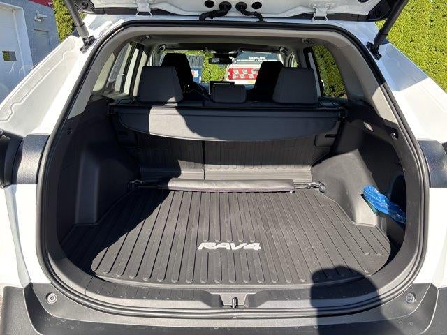 2025 Toyota RAV4 XLE AWD (Natl)