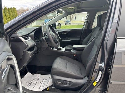 2025 Toyota RAV4 XLE AWD (Natl)