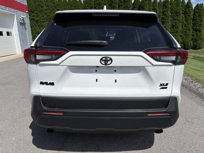 2025 Toyota RAV4 XLE AWD (Natl)