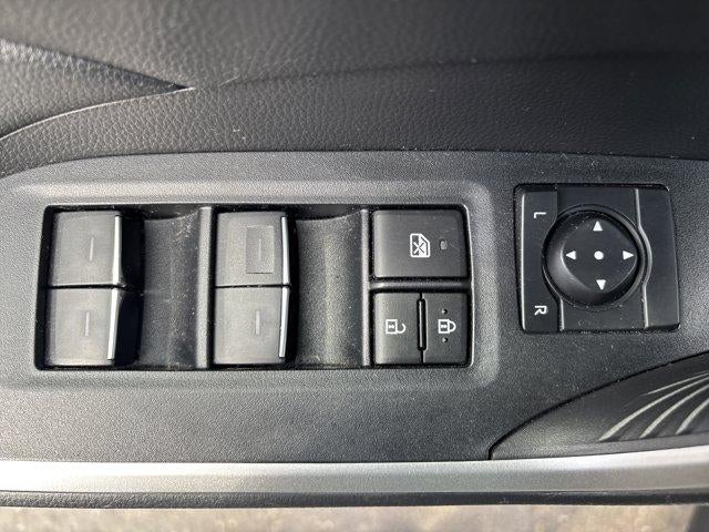 2023 Toyota RAV4 Hybrid SE AWD (Natl)