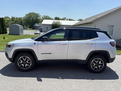 2025 Jeep Compass Trailhawk 4x4