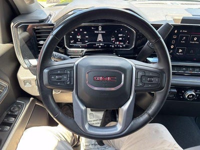 2025 GMC Sierra 1500 Crew Cab Short Box 4-Wheel Drive SLT
