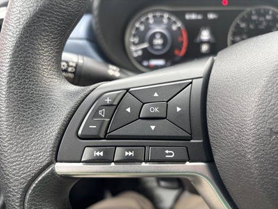 2025 Nissan Versa SV CVT