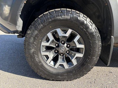 2020 Toyota Tacoma 4WD 4WD TRD Off Road Double Cab 5' Bed V6 AT (Natl)