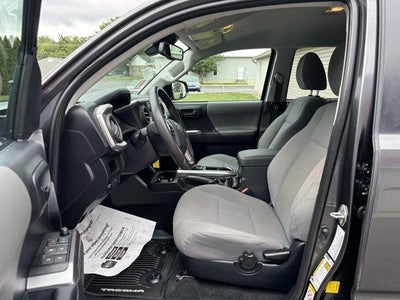 2019 Toyota Tacoma 4WD 4WD SR5 Double Cab 5' Bed V6 AT (GS)
