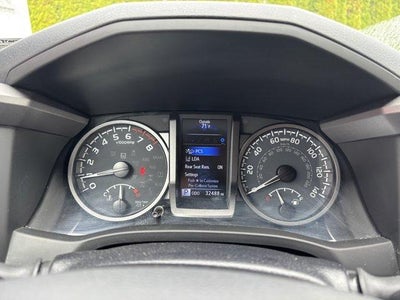 2023 Toyota Tacoma 4WD 4WD TRD Off Road Double Cab 5' Bed V6 AT (Natl)