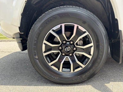 2020 Toyota Tacoma 4WD 4WD TRD Sport Double Cab 6' Bed V6 AT (Natl)