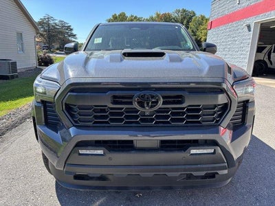 2026 Toyota Tacoma 4WD 4WD TRD Sport Double Cab 5' Bed AT (Natl)