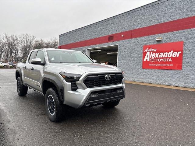 2024 Toyota Tacoma 4WD 4WD SR5 Double Cab 5' Bed AT (GS)