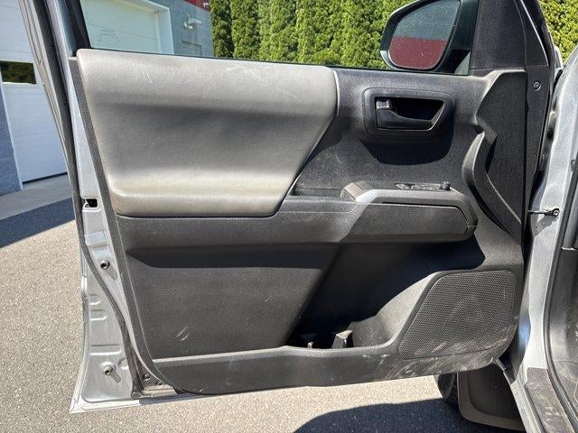 2022 Toyota Tacoma 4WD 4WD SR5 Access Cab 6' Bed I4 AT (Natl)