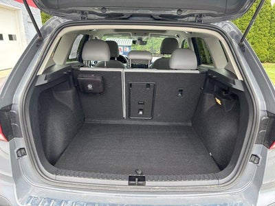 2023 Volkswagen Taos SE 4MOTION *Ltd Avail*