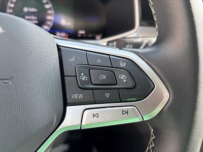 2025 Volkswagen Taos SE 4MOTION